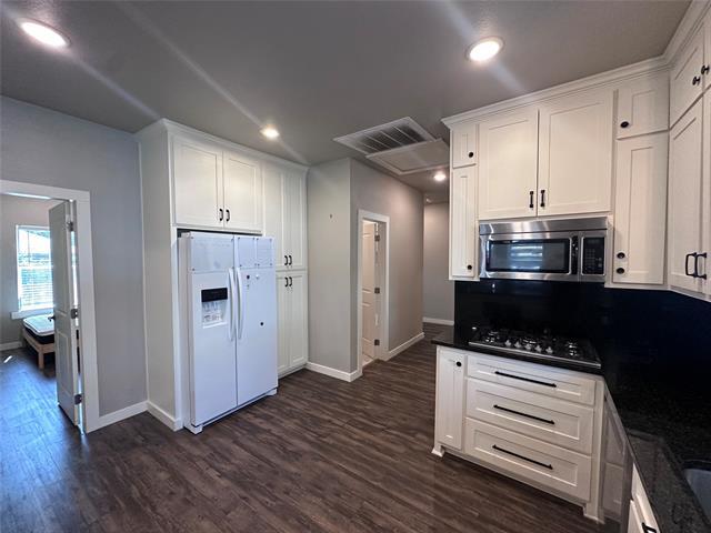 Building Photo - 2903 Carpenter Ave