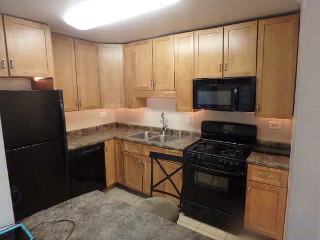 Building Photo - 500 N Wilke Rd