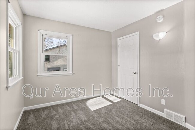 Building Photo - 14169 68th Pl N