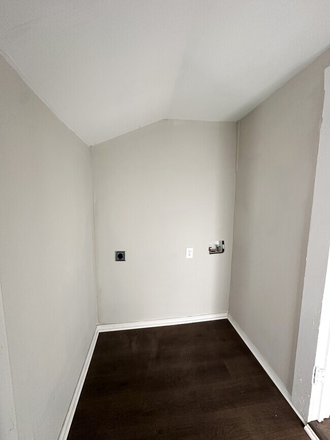 Building Photo - 8035 4th Ave S