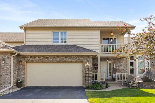 Building Photo - 1264 Bellevue Dr