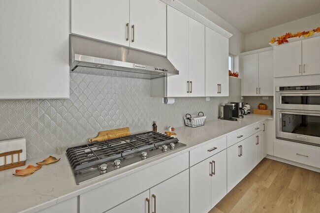 Building Photo - 9557 Carcassonne Pl