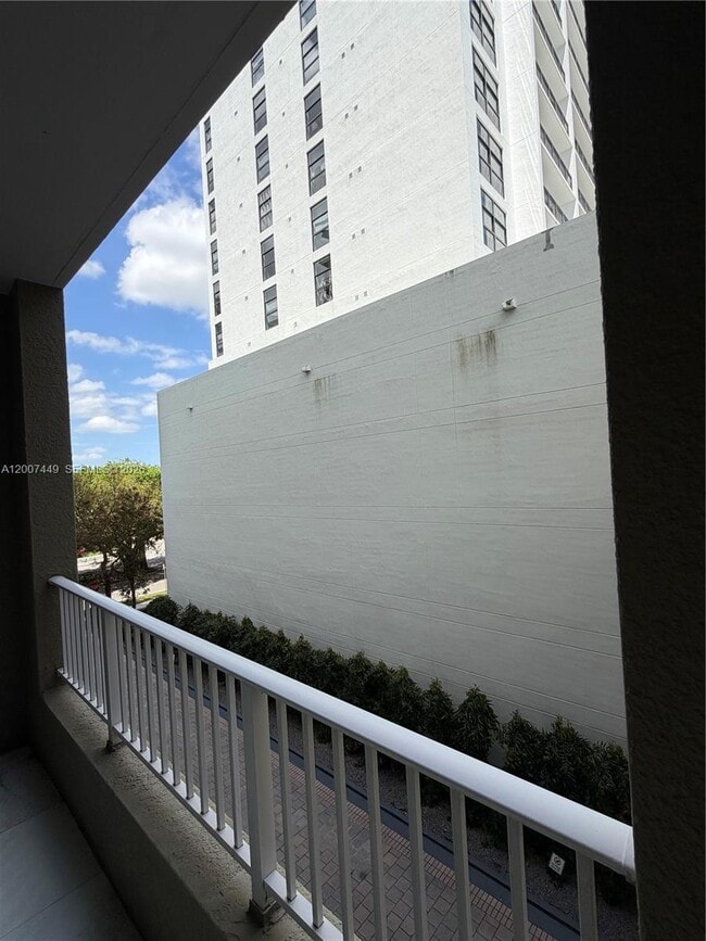 Building Photo - 3180 SW 22nd Terrace