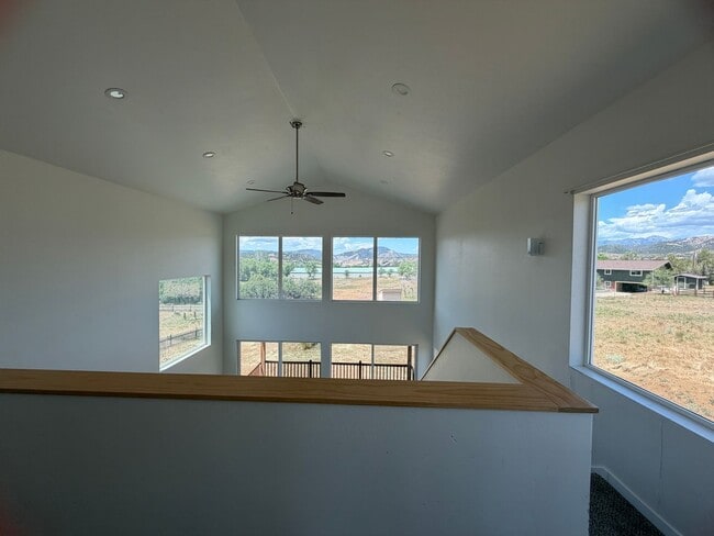 Building Photo - 65 Bocea-B