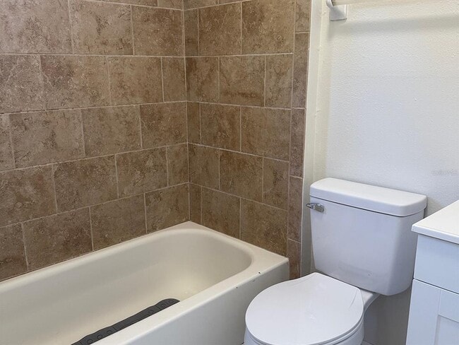 Building Photo - 623 Beckett Way