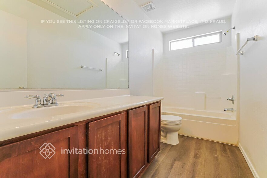 Building Photo - 39618 N Webb Cir