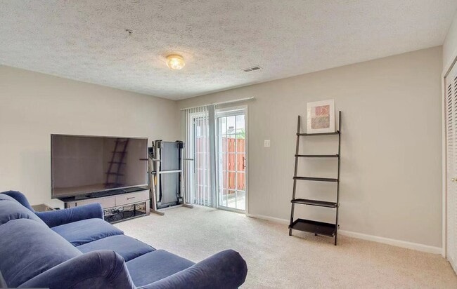 Building Photo - 3227 Halcyon Ct