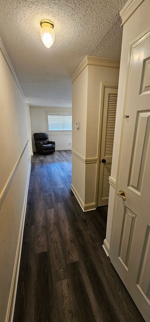 Building Photo - Riverfront Community with Resort Ammenities. 2/2 second Floor.