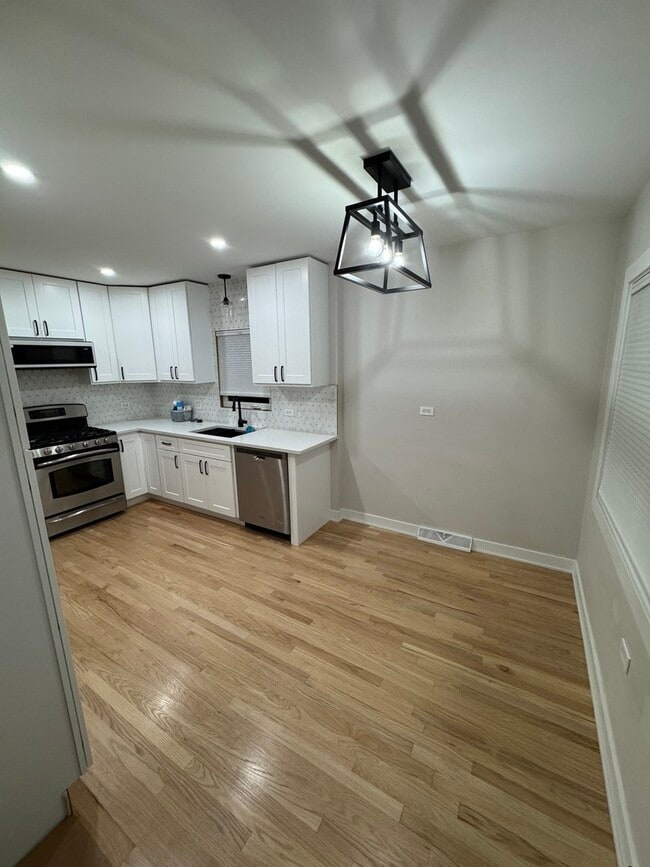Building Photo - 6525 W 63rd Pl