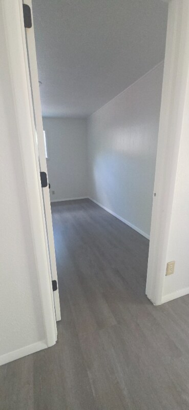 Building Photo - 105 A N Oliver Dr