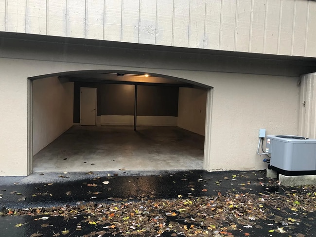 Building Photo - 2508 Dogwood Dr