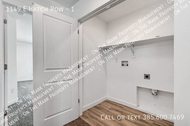 Building Photo - 1149 E Hatch Row