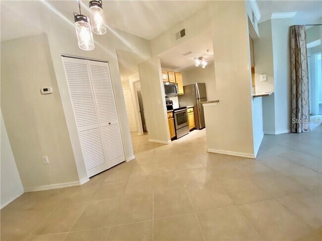Building Photo - 5655 Bentgrass Dr