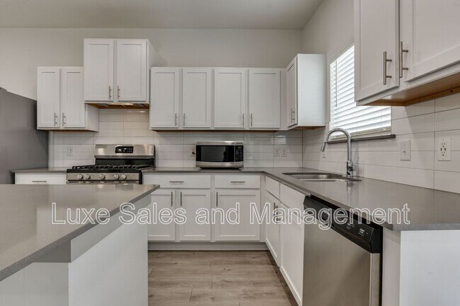 Building Photo - 7907 NW 135th Terrace