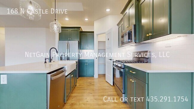 Building Photo - 168 N Castle Dr