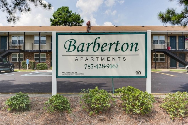 Primary Photo - 605 Barberton Dr