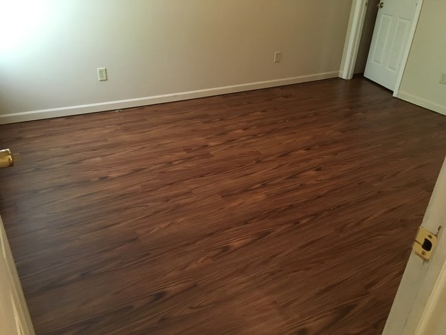 Building Photo - Hidden Pines Townhomes