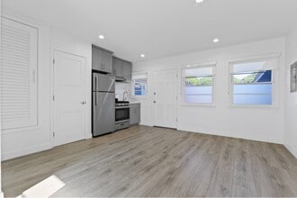 Building Photo - 814-818 2nd Street