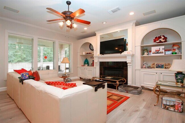 Building Photo - 27 Cape Jasmine Pl