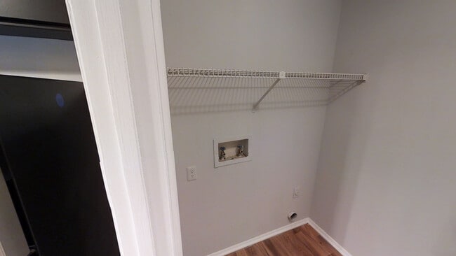 Walk In Closet - GreenRock Estates