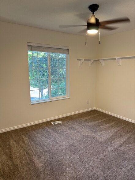 Building Photo - 1117 E 200 S