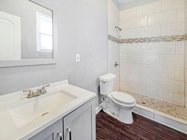 Building Photo - Recently Updated 4 Bedroom 2 Bath Ranch in the Pittsburgh area of Atlanta - Housing Vouchers Acce...