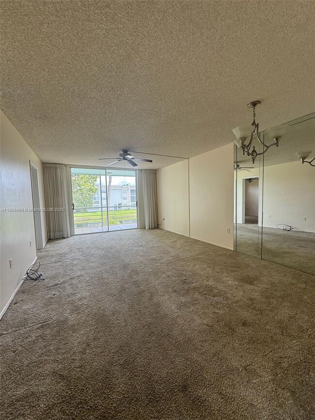 Building Photo - 8450 Sunrise Lakes Blvd