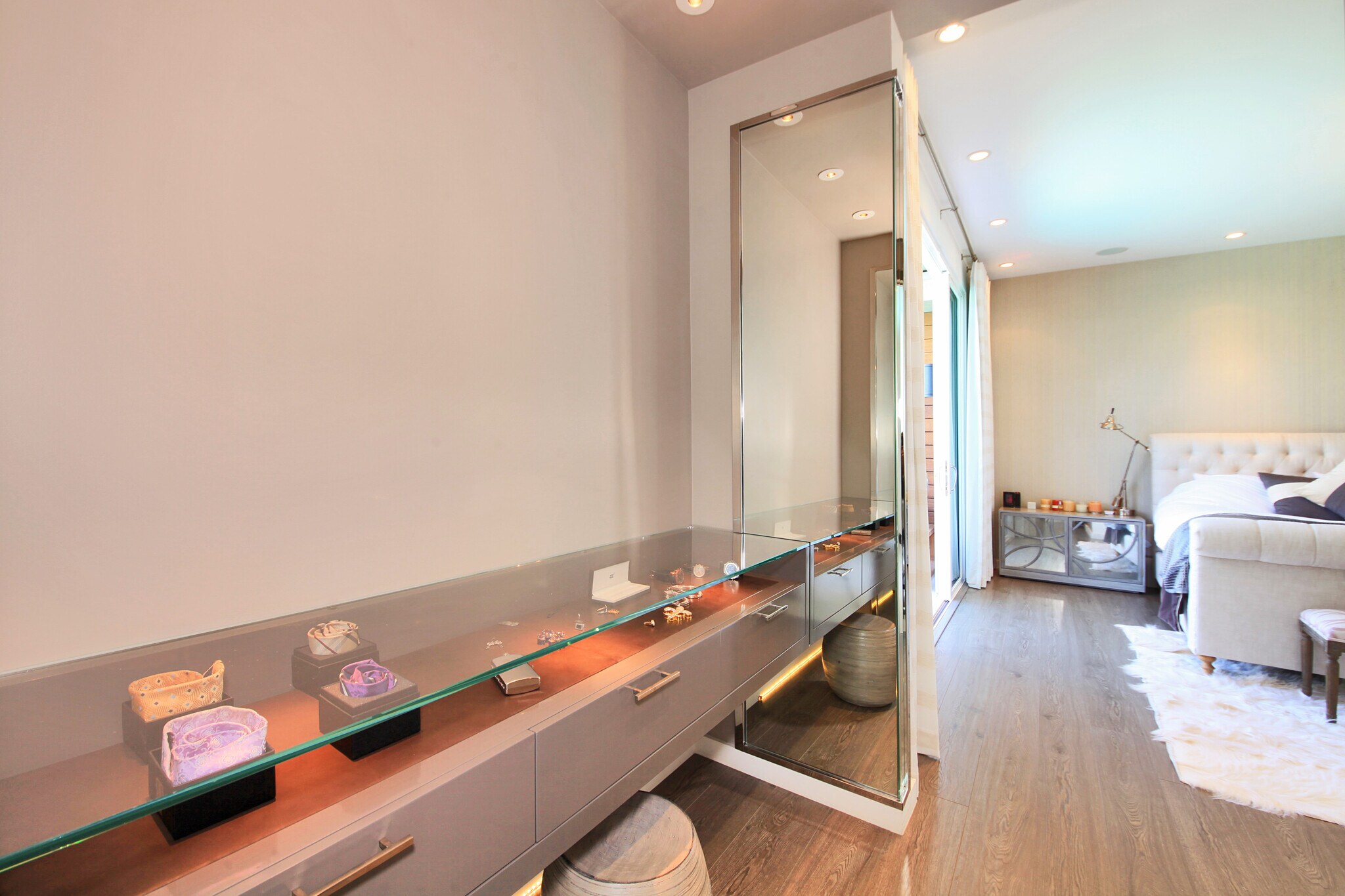 Building Photo - 3054 Elvido Dr