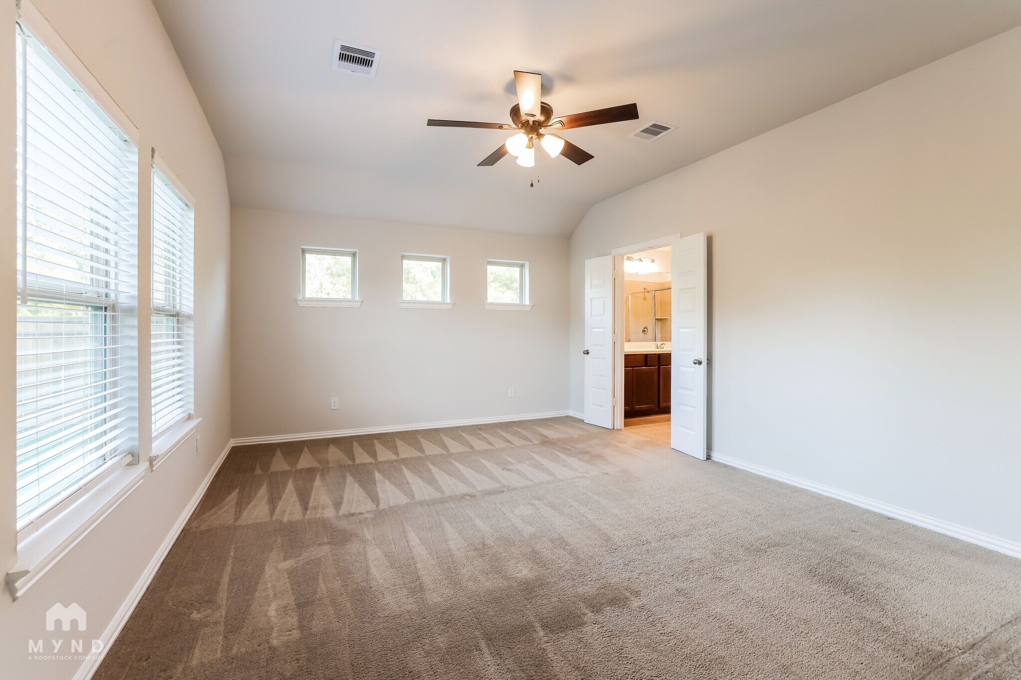 Building Photo - 634 Batten Way