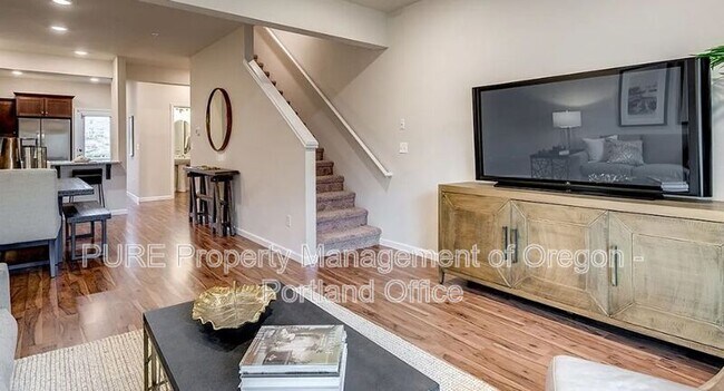 Building Photo - 6714 NW 158th Ave