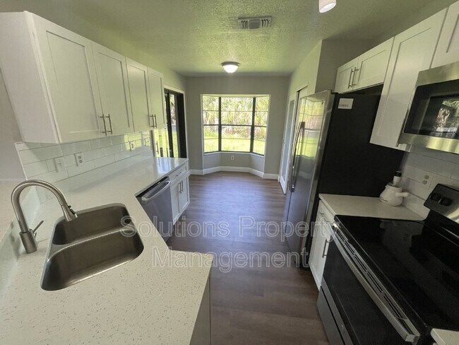 Building Photo - 1270 Gustrow Ave NW