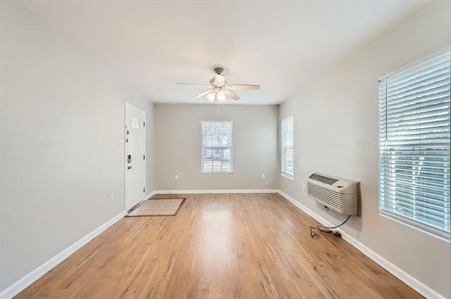 Building Photo - 224 E Boyd St