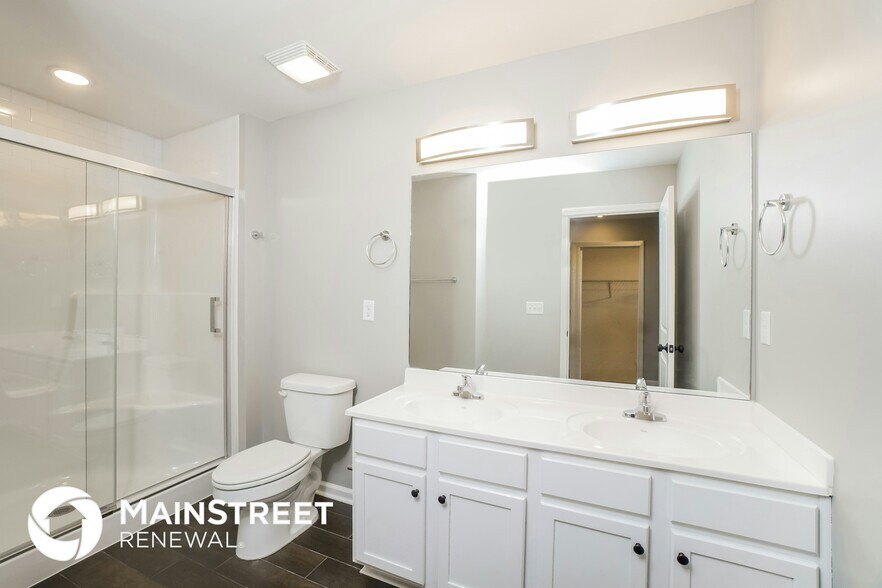 Building Photo - 2095 Paddle Wheel Dr