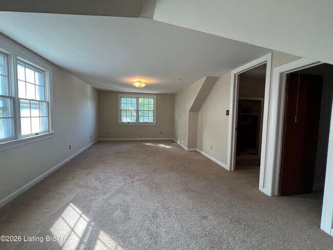Building Photo - 2302 Emerson Ave