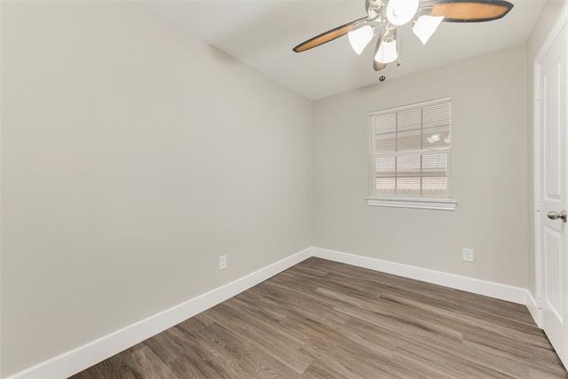 Building Photo - 913 Live Oak St