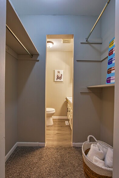 Building Photo - 1911 S Saratoga Ave