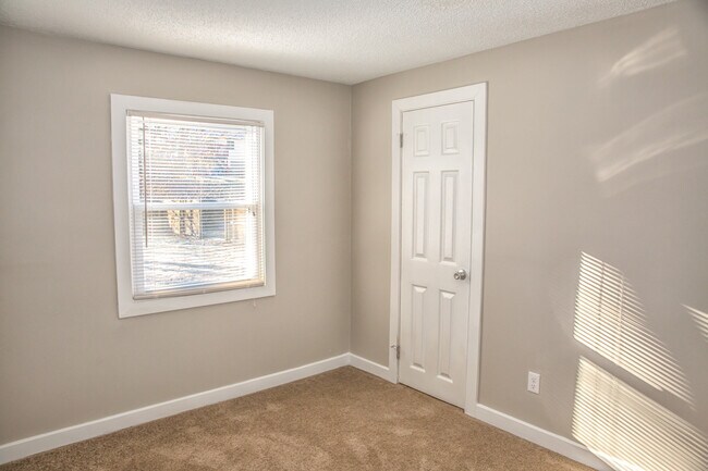 Building Photo - Beautiful Updated Ranch for Rent!