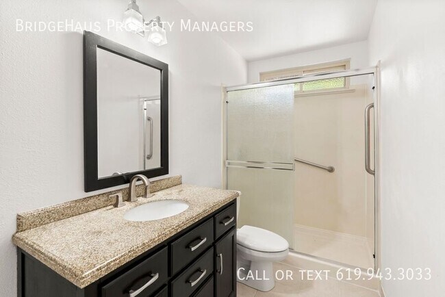 Building Photo - 1539 W Knapp Dr