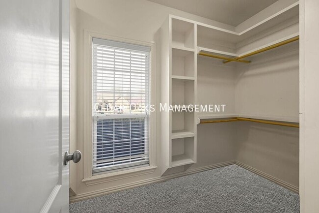 Building Photo - 6239 W Persimmon St