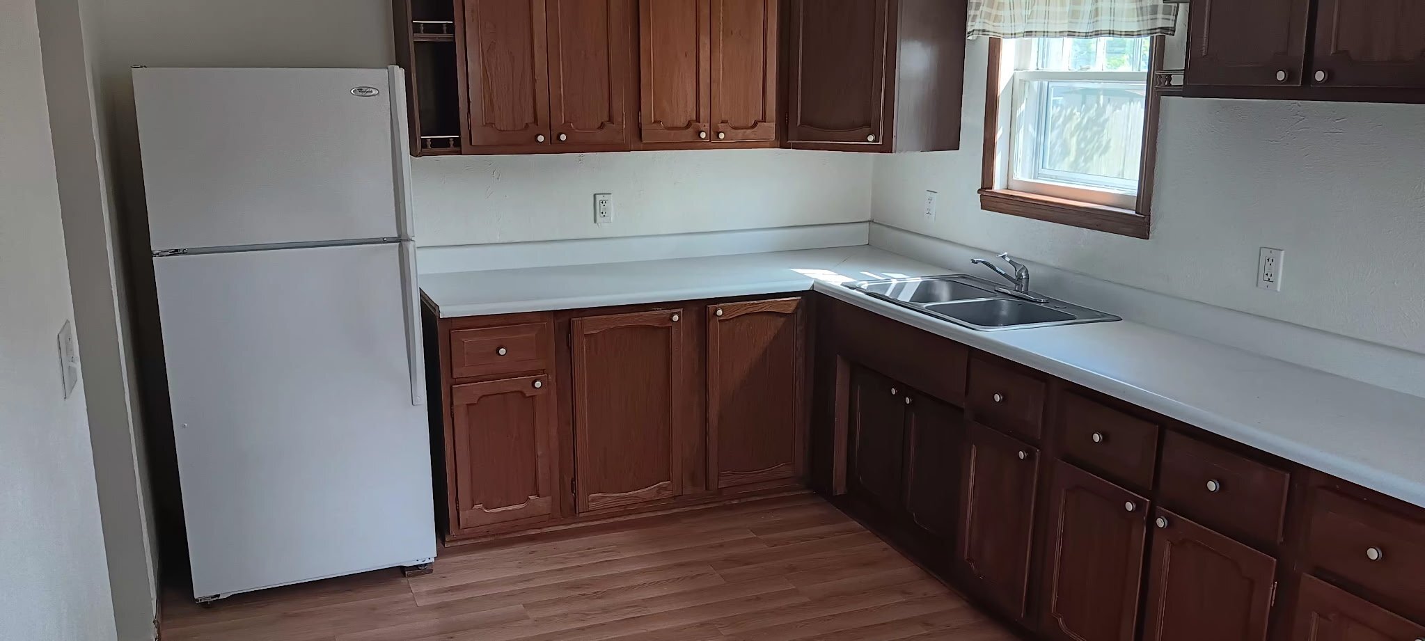 Building Photo - 710 7th St