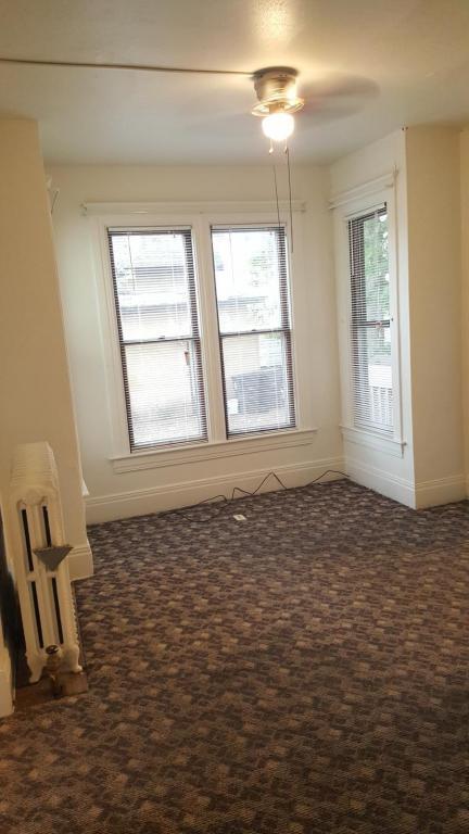 Building Photo - 1132 Vine St. La Crosse WI