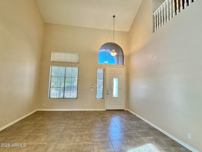 Building Photo - 2671 S Dragoon Dr