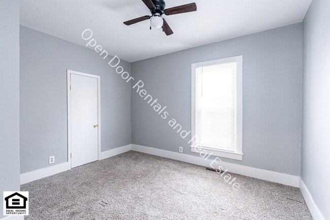 Building Photo - 515 N State St