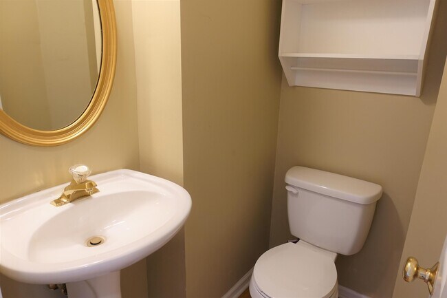 Building Photo - 30 Cedar Rock Dr