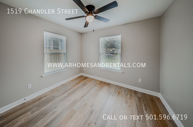 Building Photo - 1519 Chandler St