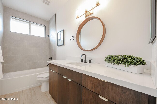 Building Photo - 8156 E Questa Rd