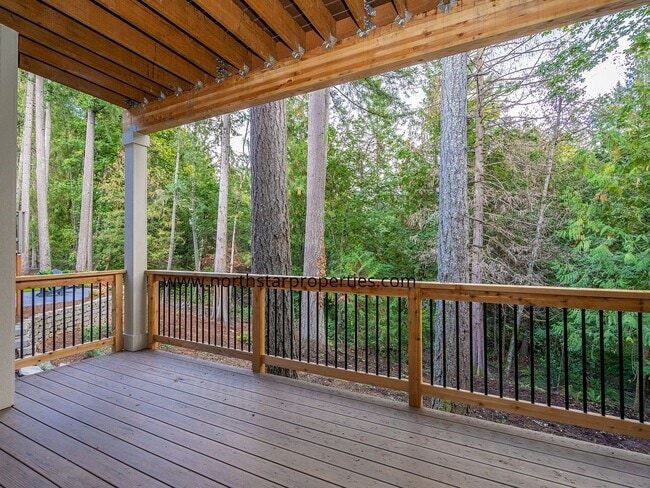 Building Photo - Tranquil Elevated Design in Tigard