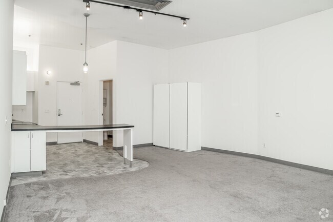 Studio, 1BA - 800SF - 215 S Brea Blvd, LLC - Lofts