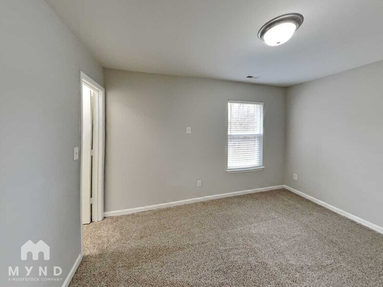 Building Photo - 3130 Ernest Russell Ct