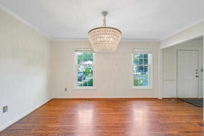 Building Photo - 94 Cleremont Dr